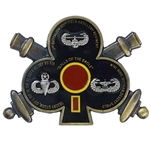 2nd Battalion, 320th Field Artillery Regiment, "Balls of the Eagle" (♣), 3" X 2 3/16"