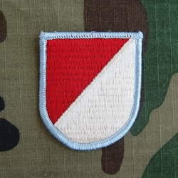 Beret Flash, Troop E (Airborne), 17th Cavalry Regiment