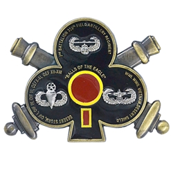 2nd Battalion, 320th Field Artillery Regiment, "Balls of the Eagle" (♣)