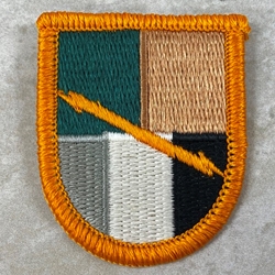 Beret Flash,  8th Psychological Operations Battalion, A-4-311, Color