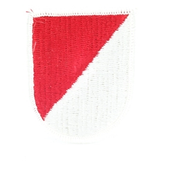 Beret Flash, 2nd Squadron (Airborne), 17th Cavalry Regiment, Cut Edge